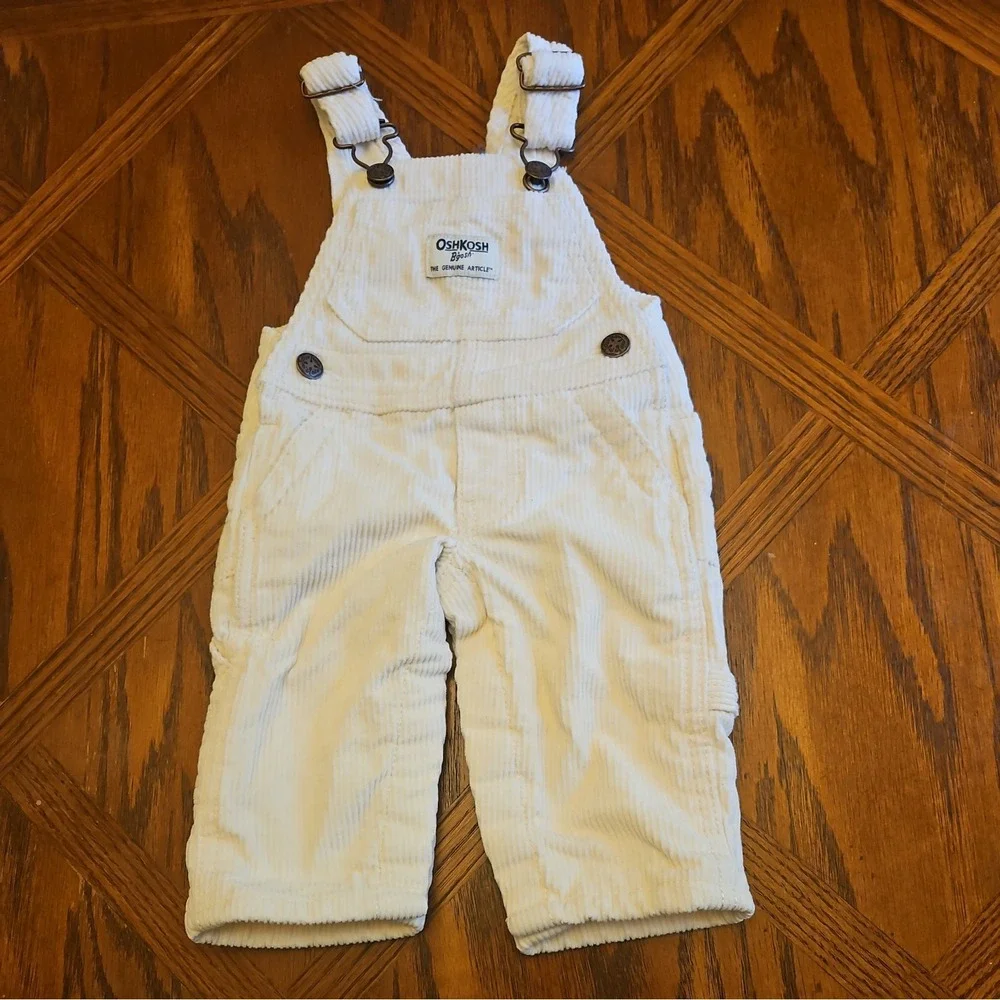 OshKosh B'gosh Ivory‎ Corduroy Lined Overalls Vestbak 3 months